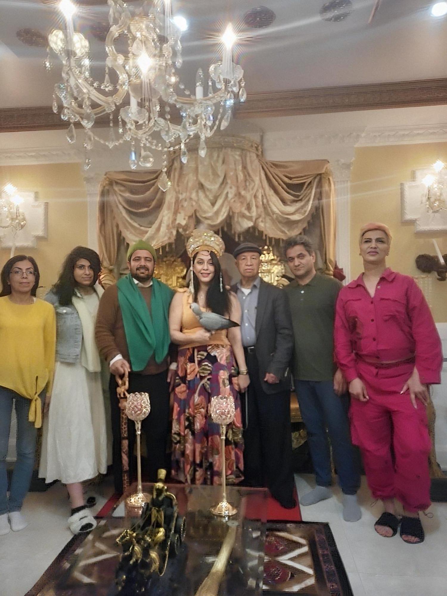 Empress Madani Palace Hotel Surrey Esterno foto